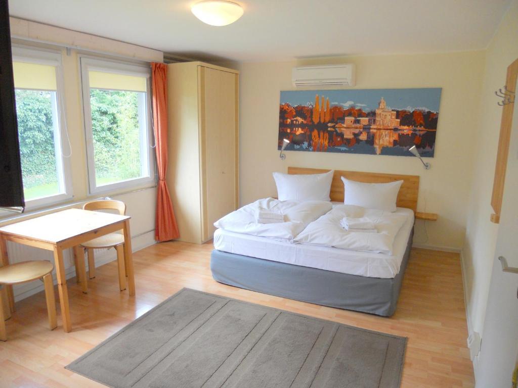Quartier Sanssouci Hostel Потсдам Стая снимка